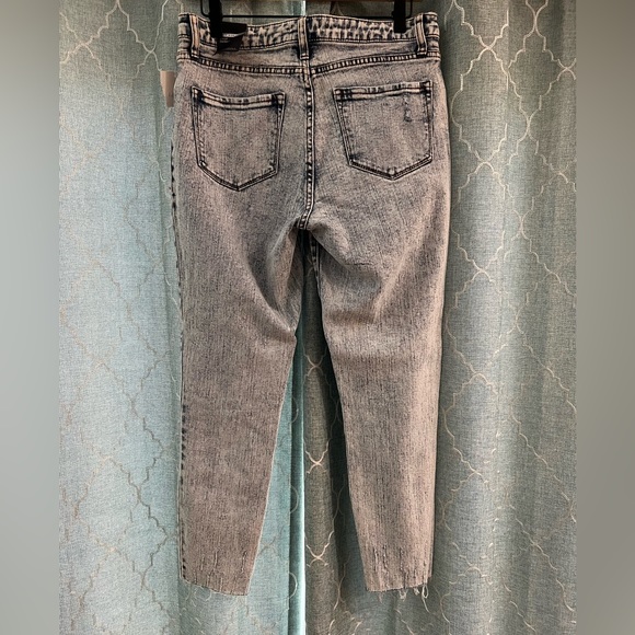 SEETHRUSOUL High Rise Acid Wash Skinny Jeans | Size 28 | NWT Denim Staple - Picture 2 of 6